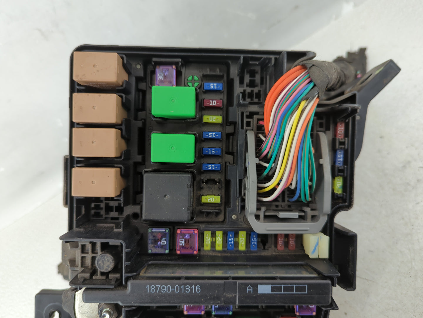 2011-2014 Hyundai Sonata Fusebox Fuse Box Panel Relay Module P/N:91950-3S711 Fits Fits 2011 2012 2013 2014 OEM Used Auto Par