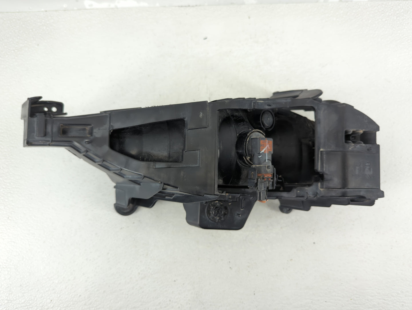 2011-2013 Hyundai Sonata Passenger Right Oem Front Light Lamp - Oemusedautoparts1.com