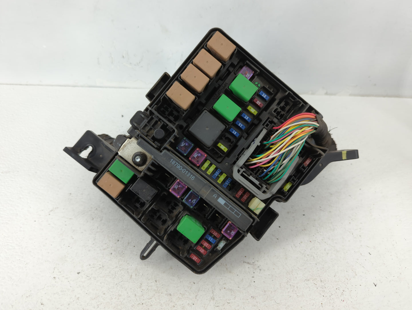 2011-2014 Hyundai Sonata Fusebox Fuse Box Panel Relay Module P/N:91950-3S711 Fits Fits 2011 2012 2013 2014 OEM Used Auto Par