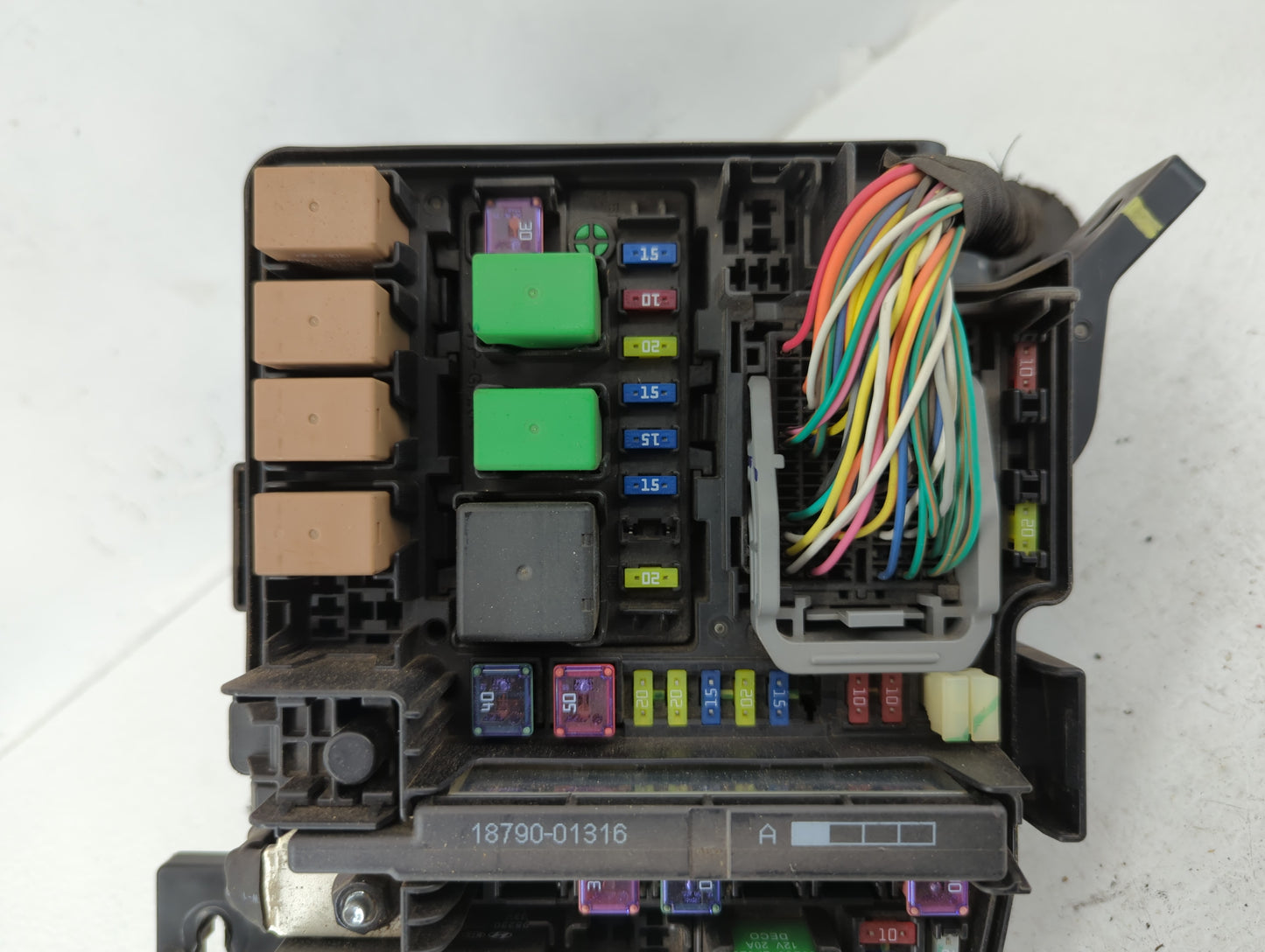 2011-2014 Hyundai Sonata Fusebox Fuse Box Panel Relay Module P/N:91950-3S711 Fits Fits 2011 2012 2013 2014 OEM Used Auto Par