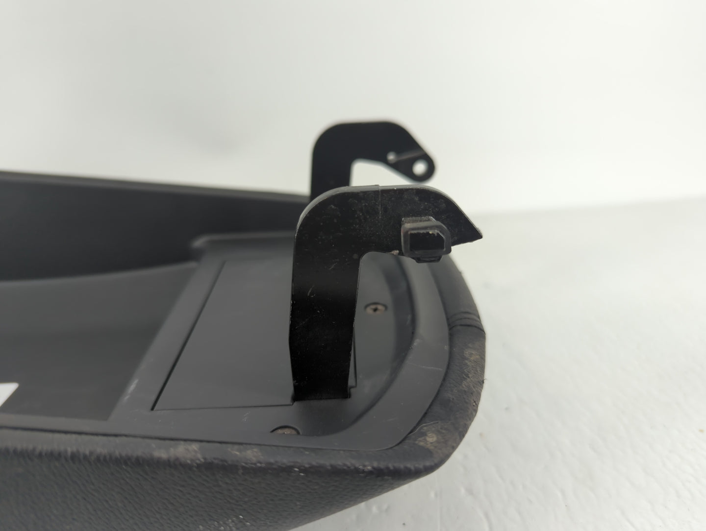 2013 Hyundai Sonata Center Console Armrest Cover Lid Black - Oemusedautoparts1.com
