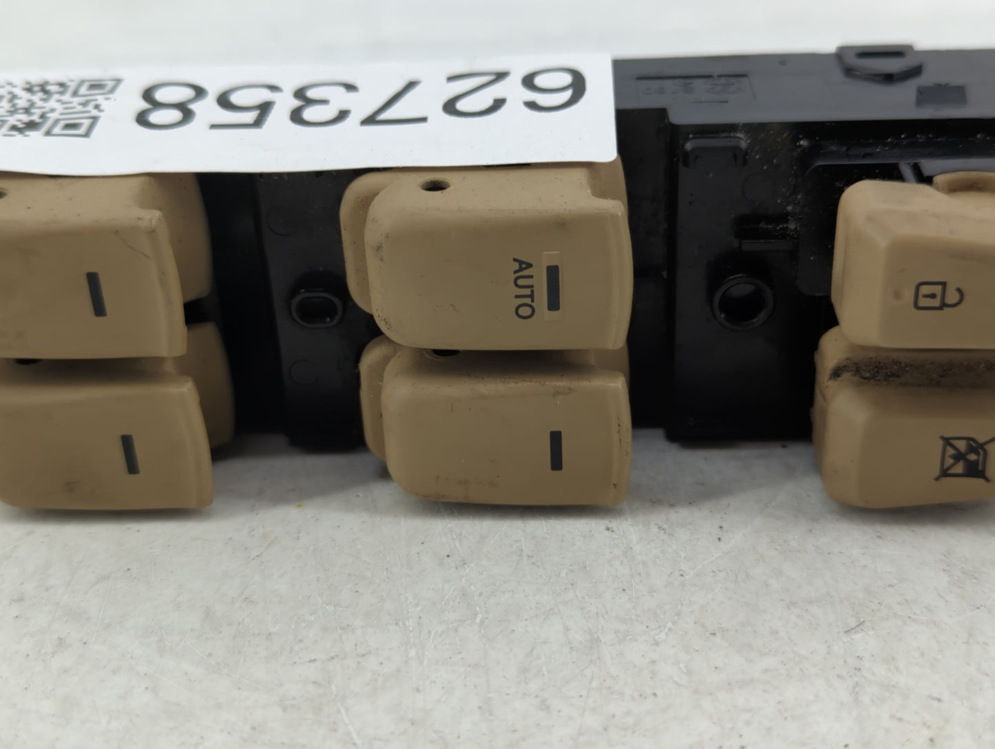 2011-2015 Hyundai Sonata Master Power Window Switch Replacement Driver Side Left P/N:201303131122 Fits OEM Used Auto Parts -