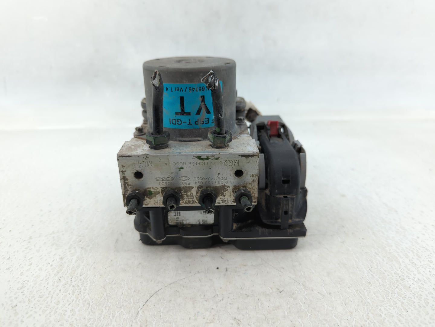 2011-2013 Hyundai Sonata ABS Pump Control Module Replacement P/N:58920-3Q500 Fits Fits 2011 2012 2013 OEM Used Auto Parts - 