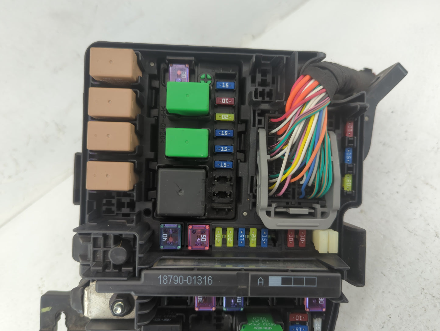 2011-2014 Hyundai Sonata Fusebox Fuse Box Panel Relay Module P/N:91950-3S711 VS917503Q070YC Fits Fits 2011 2012 2013 2014 OE