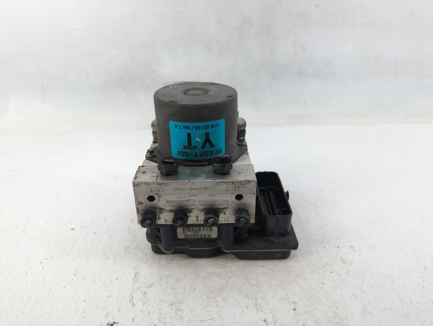 2011-2013 Hyundai Sonata ABS Pump Control Module Replacement P/N:58920 -3O500 Fits Fits 2011 2012 2013 OEM Used Auto Parts -