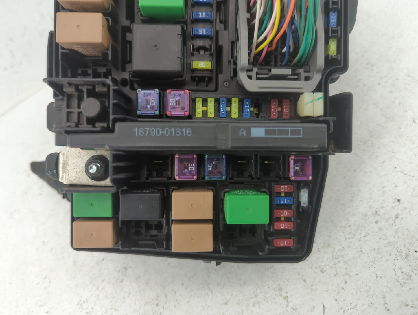 2011-2014 Hyundai Sonata Fusebox Fuse Box Panel Relay Module P/N:91950-3S711 Fits Fits 2011 2012 2013 2014 OEM Used Auto Par