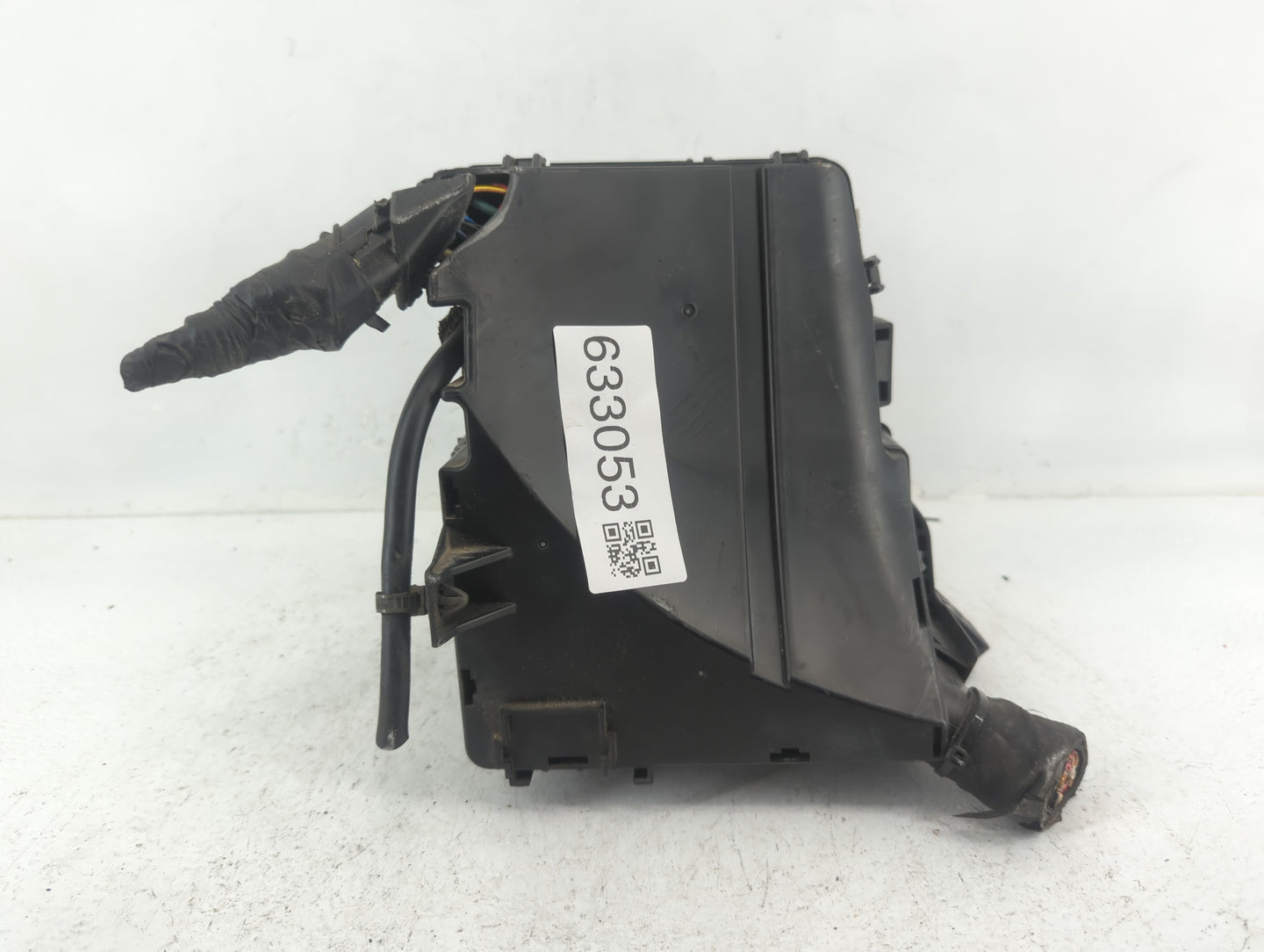 2011-2014 Hyundai Sonata Fusebox Fuse Box Panel Relay Module P/N:91950-3S711 Fits Fits 2011 2012 2013 2014 OEM Used Auto Par