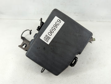 2011-2014 Hyundai Sonata Fusebox Fuse Box Panel Relay Module P/N:91950-S3740 Fits Fits 2011 2012 2013 2014 OEM Used Auto Par