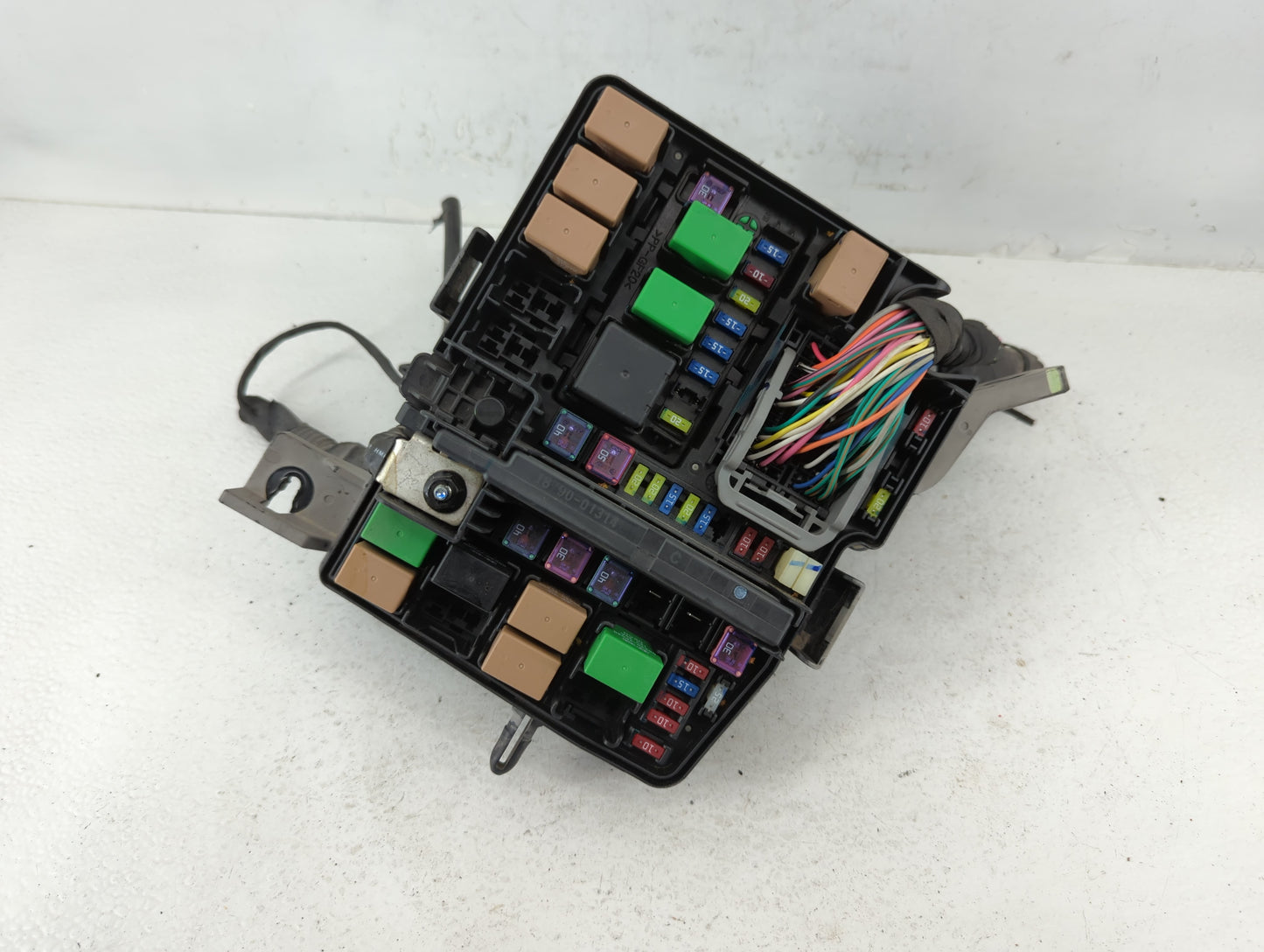2011-2014 Hyundai Sonata Fusebox Fuse Box Panel Relay Module P/N:91950-S3740 Fits Fits 2011 2012 2013 2014 OEM Used Auto Par