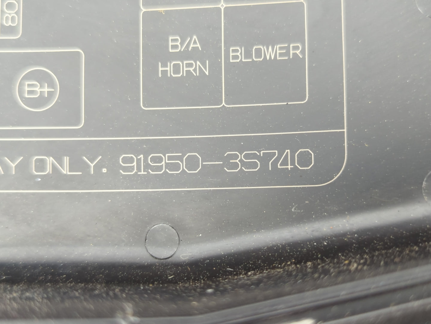 2011-2014 Hyundai Sonata Fusebox Fuse Box Panel Relay Module P/N:91950-S3740 Fits Fits 2011 2012 2013 2014 OEM Used Auto Par