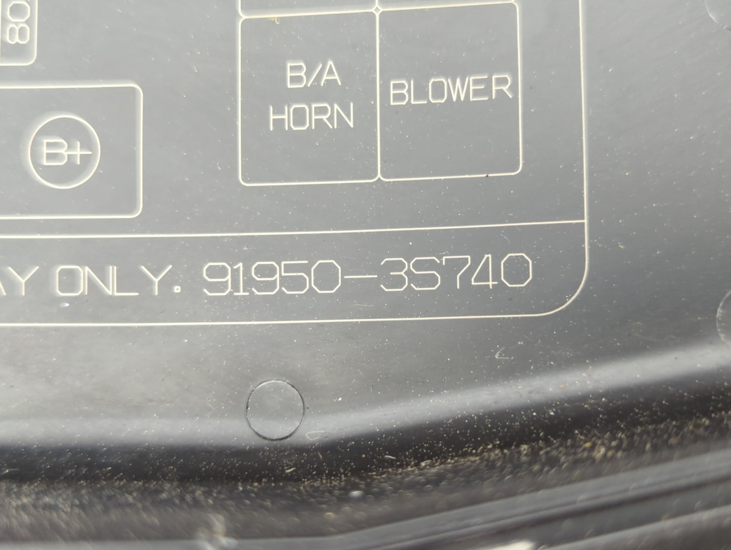 2011-2014 Hyundai Sonata Fusebox Fuse Box Panel Relay Module P/N:91950-S3740 Fits Fits 2011 2012 2013 2014 OEM Used Auto Par