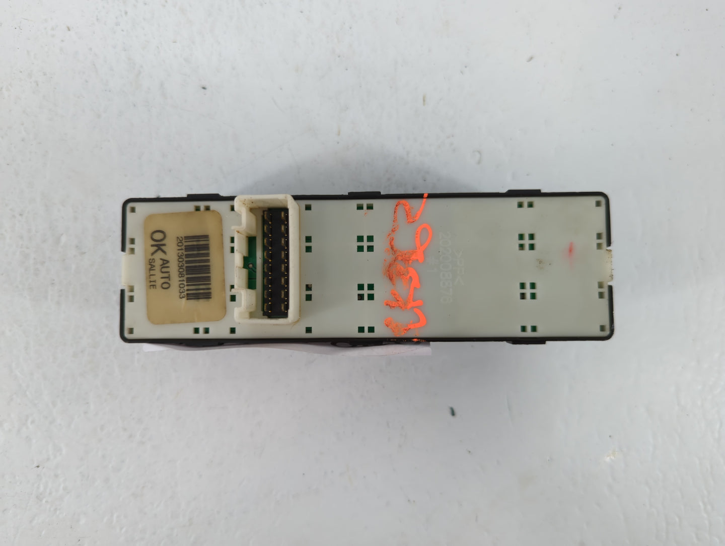 2011-2015 Hyundai Sonata Master Power Window Switch Replacement Driver Side Left P/N:201303081033 Fits OEM Used Auto Parts -
