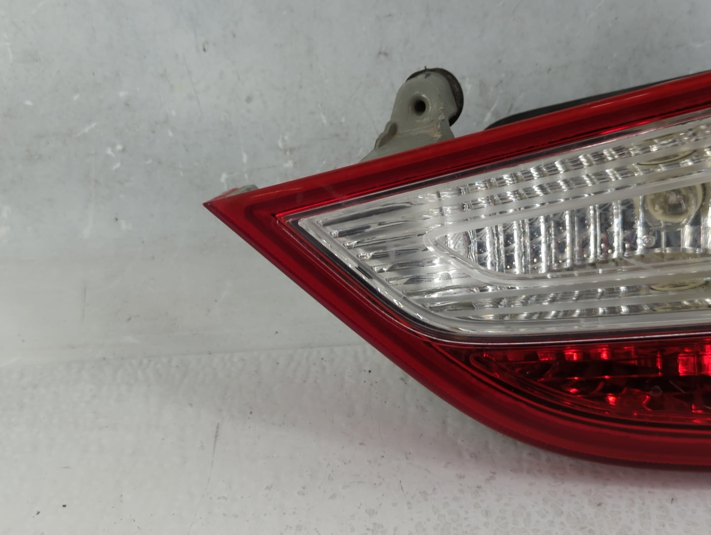 2013 Hyundai Sonata Tail Light Assembly Passenger Right OEM P/N:92404-3Q Fits OEM Used Auto Parts - Oemusedautoparts1.com