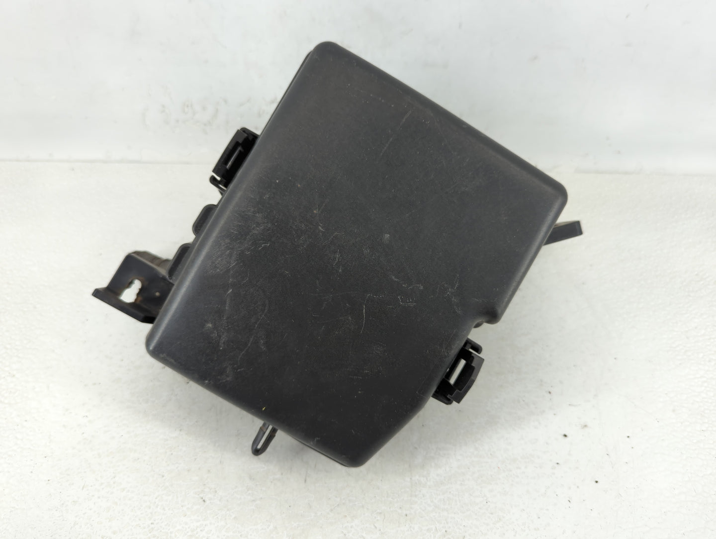 2011-2014 Hyundai Sonata Fusebox Fuse Box Panel Relay Module P/N:91950-3S711 Fits Fits 2011 2012 2013 2014 OEM Used Auto Par
