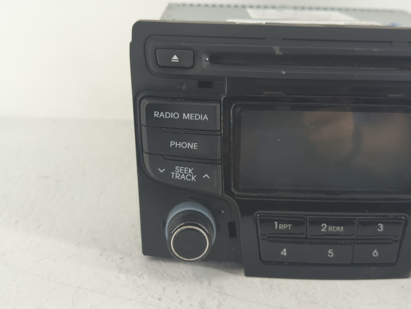 2012-2014 Hyundai Sonata Am Fm Cd Player Radio Receiver - Oemusedautoparts1.com