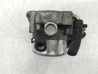 2011-2015 Hyundai Sonata Throttle Body P/N:35100-2G700 Fits Fits 2011 2012 2013 2014 2015 2016 OEM Used Auto Parts - Oemused