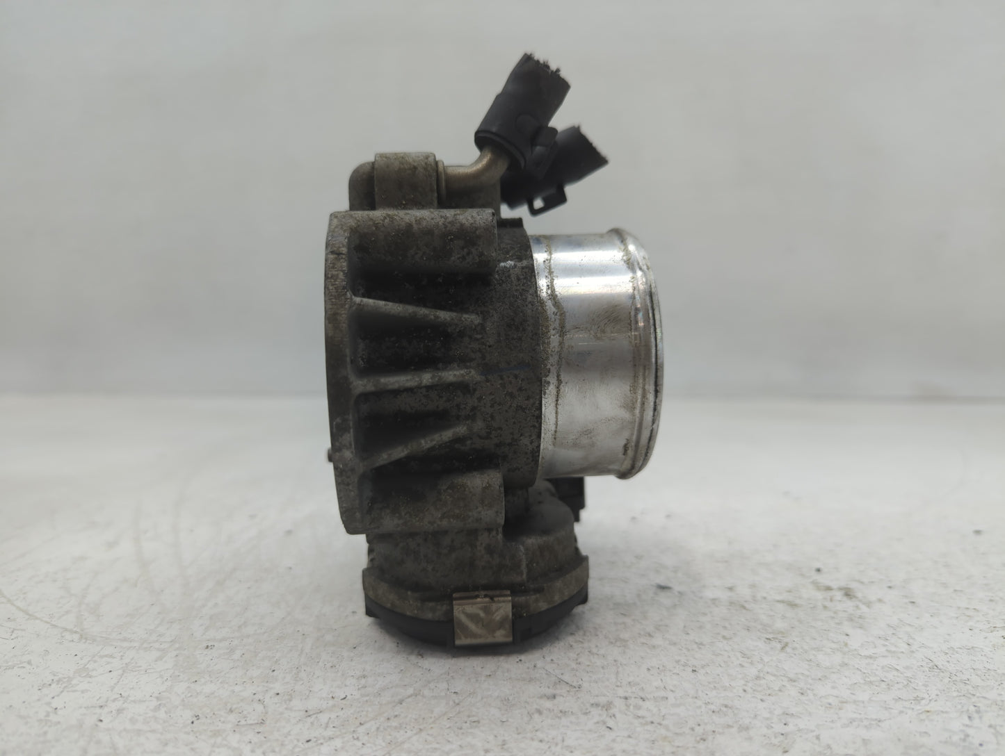 2011-2014 Hyundai Sonata Throttle Body P/N:90 4501 0003 35100-2G710 Fits Fits 2011 2012 2013 2014 2015 2016 OEM Used Auto Pa