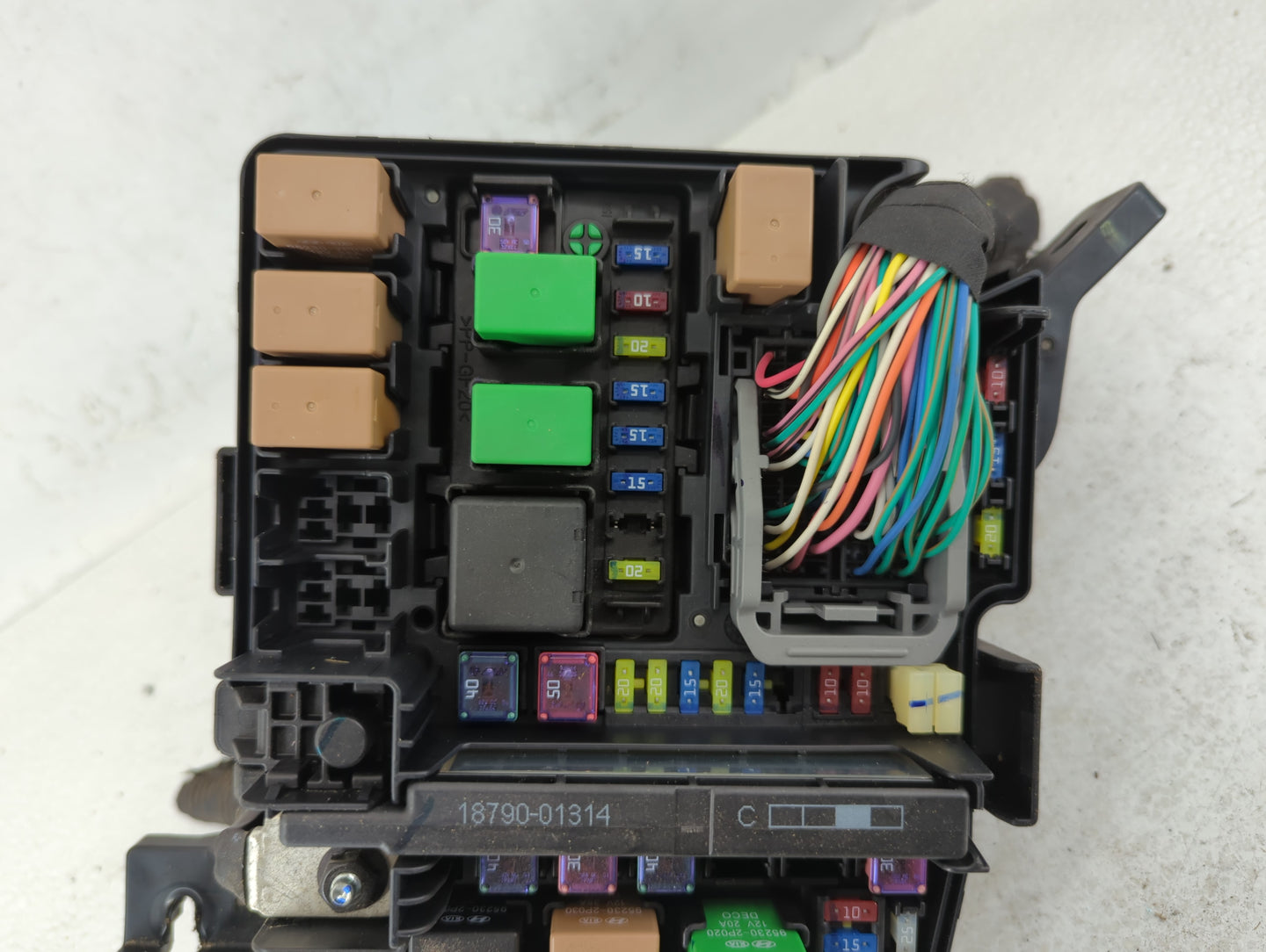 2011-2014 Hyundai Sonata Fusebox Fuse Box Panel Relay Module P/N:91950-3S740 Fits Fits 2011 2012 2013 2014 OEM Used Auto Par