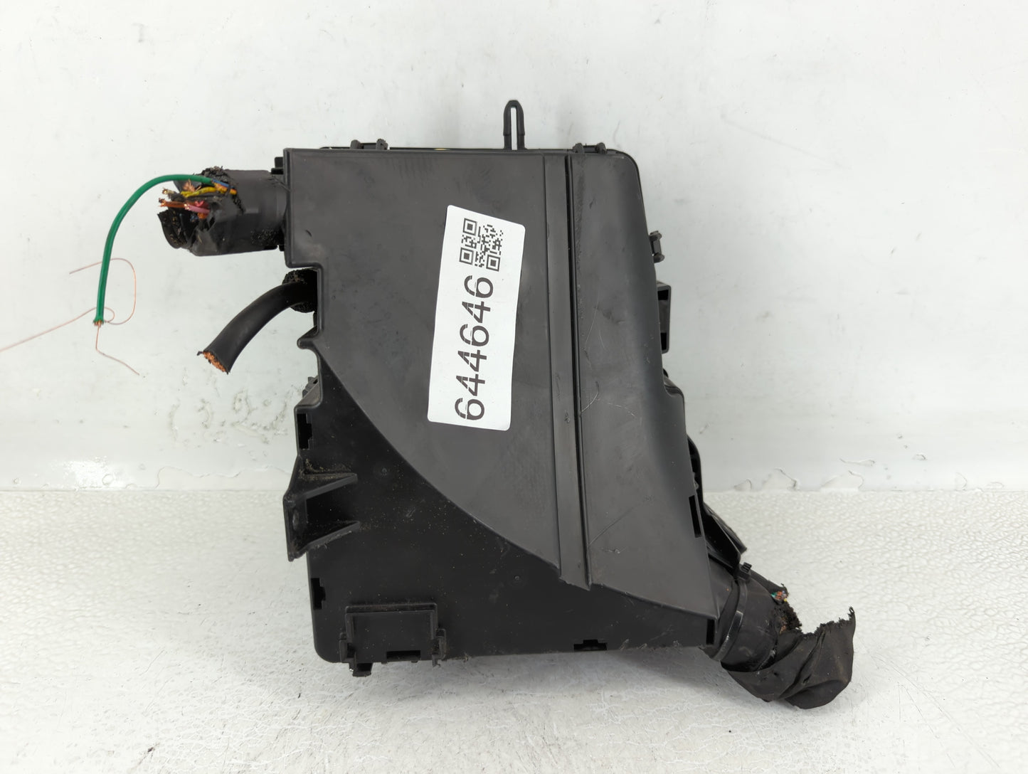 2011-2014 Hyundai Sonata Fusebox Fuse Box Panel Relay Module P/N:91950-3S740 Fits Fits 2011 2012 2013 2014 OEM Used Auto Par