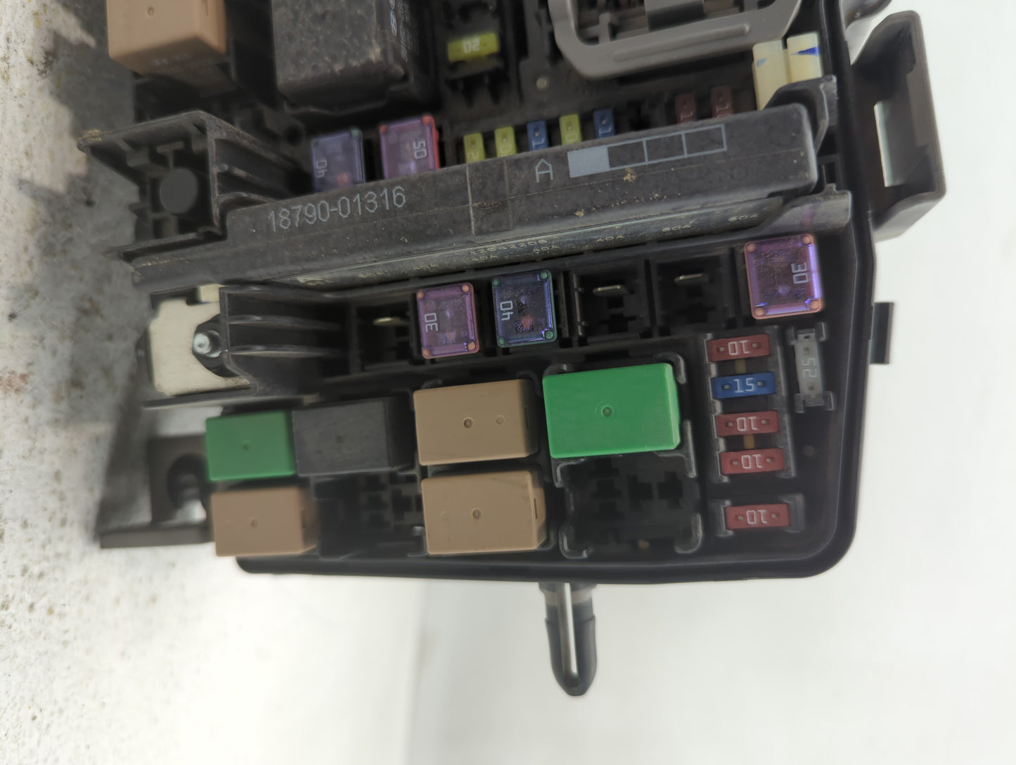 2011-2014 Hyundai Sonata Fusebox Fuse Box Panel Relay Module P/N:VS912003Q074YA Fits Fits 2011 2012 2013 2014 OEM Used Auto 