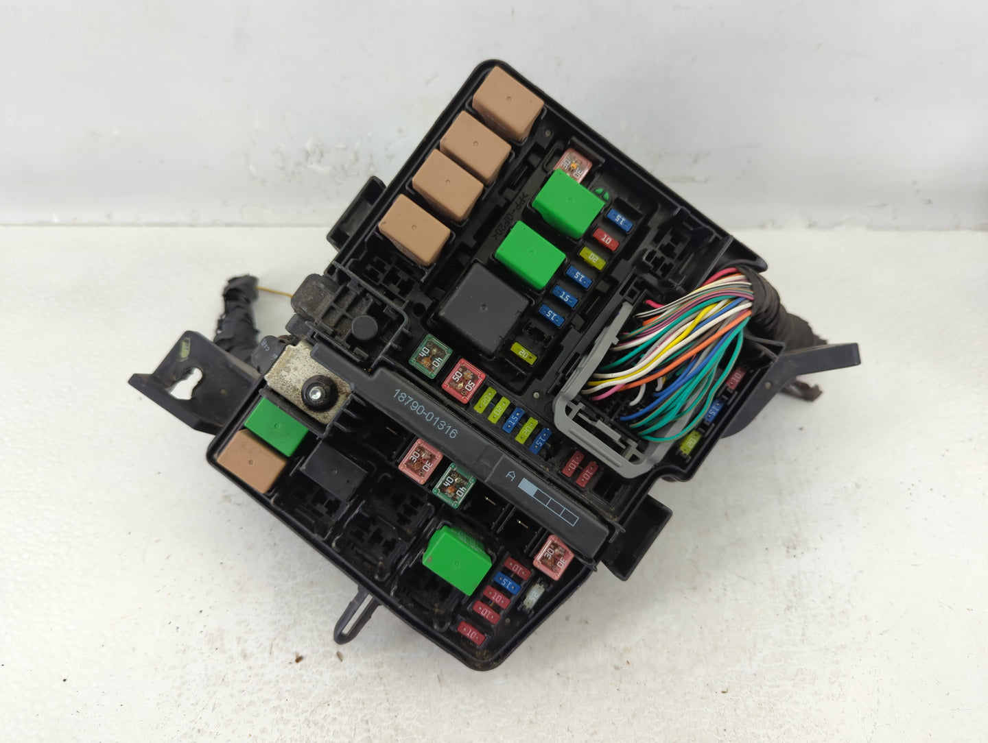 2011-2014 Hyundai Sonata Fusebox Fuse Box Panel Relay Module P/N:91950-3S711 Fits Fits 2011 2012 2013 2014 OEM Used Auto Par