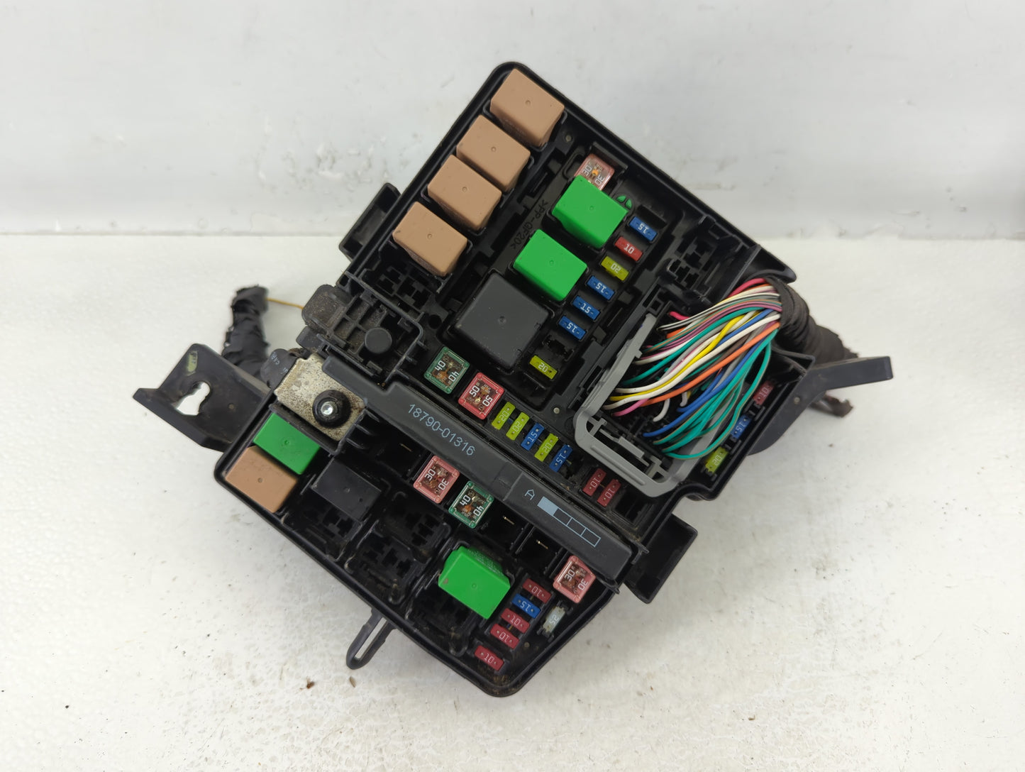 2011-2014 Hyundai Sonata Fusebox Fuse Box Panel Relay Module P/N:91950-3S711 Fits Fits 2011 2012 2013 2014 OEM Used Auto Par