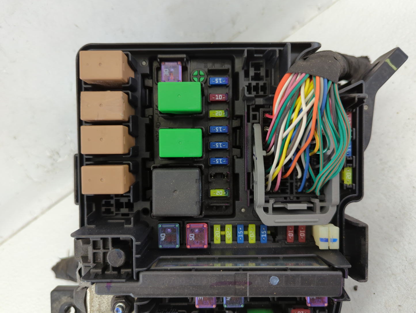 2011-2014 Hyundai Sonata Fusebox Fuse Box Panel Relay Module P/N:91950-3S711 Fits Fits 2011 2012 2013 2014 OEM Used Auto Par