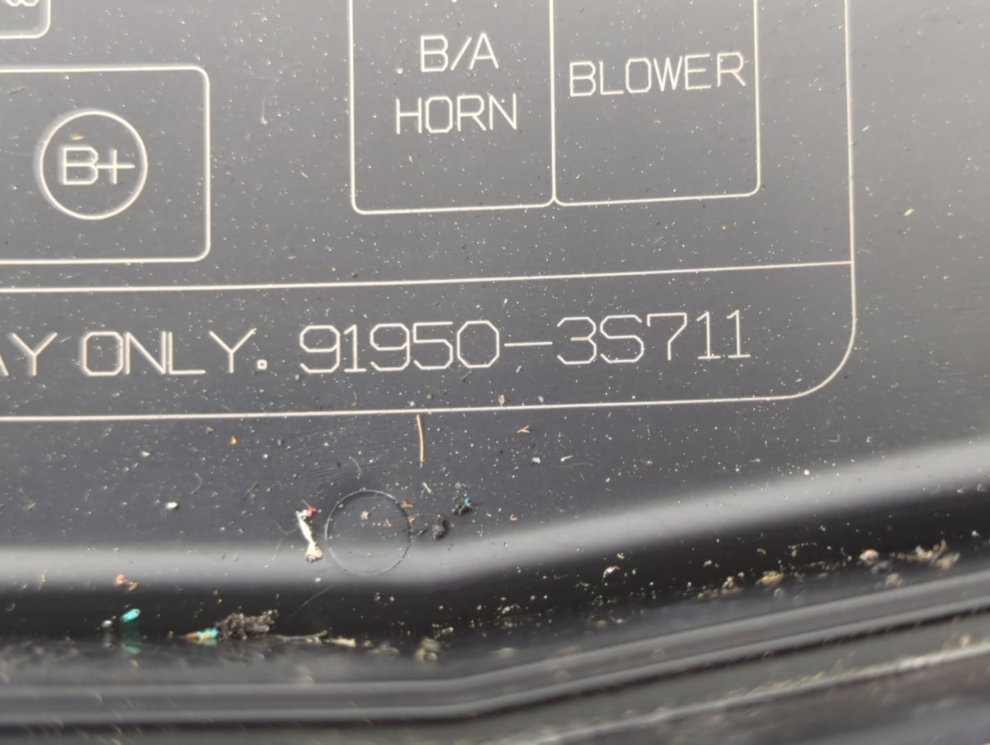 2011-2014 Hyundai Sonata Fusebox Fuse Box Panel Relay Module P/N:91950-3S711 Fits Fits 2011 2012 2013 2014 OEM Used Auto Par