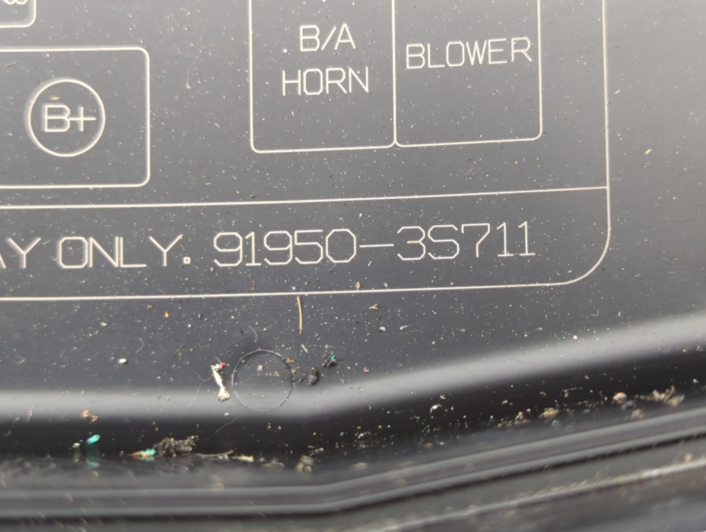 2011-2014 Hyundai Sonata Fusebox Fuse Box Panel Relay Module P/N:91950-3S711 Fits Fits 2011 2012 2013 2014 OEM Used Auto Par