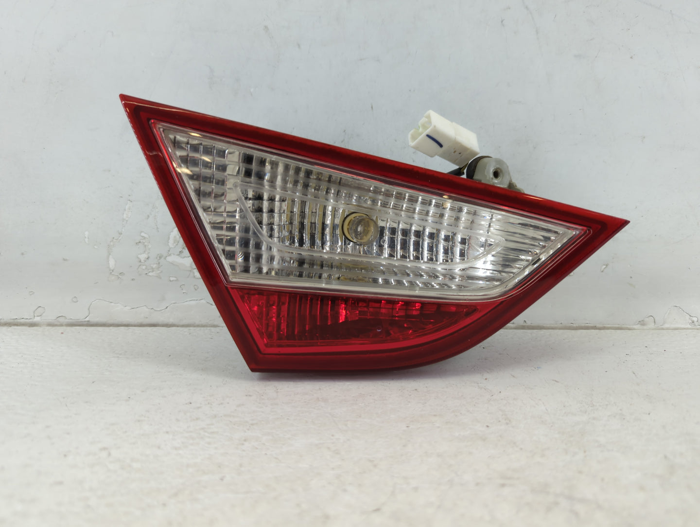 2011-2014 Hyundai Sonata Tail Light Assembly Driver Left OEM P/N:92403-3G Fits Fits 2011 2012 2013 2014 OEM Used Auto Parts 
