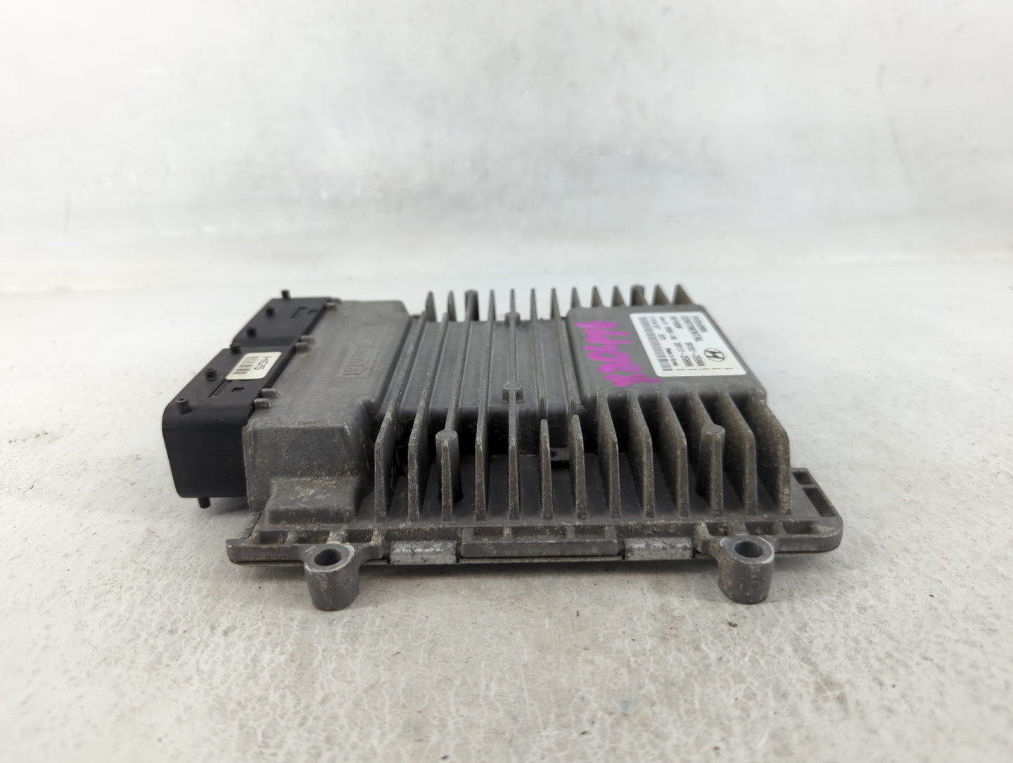 2011-2014 Hyundai Sonata PCM Engine Control Computer ECU ECM PCU OEM P/N:39111-2G668 39101-2G668 Fits Fits 2011 2012 2013 20
