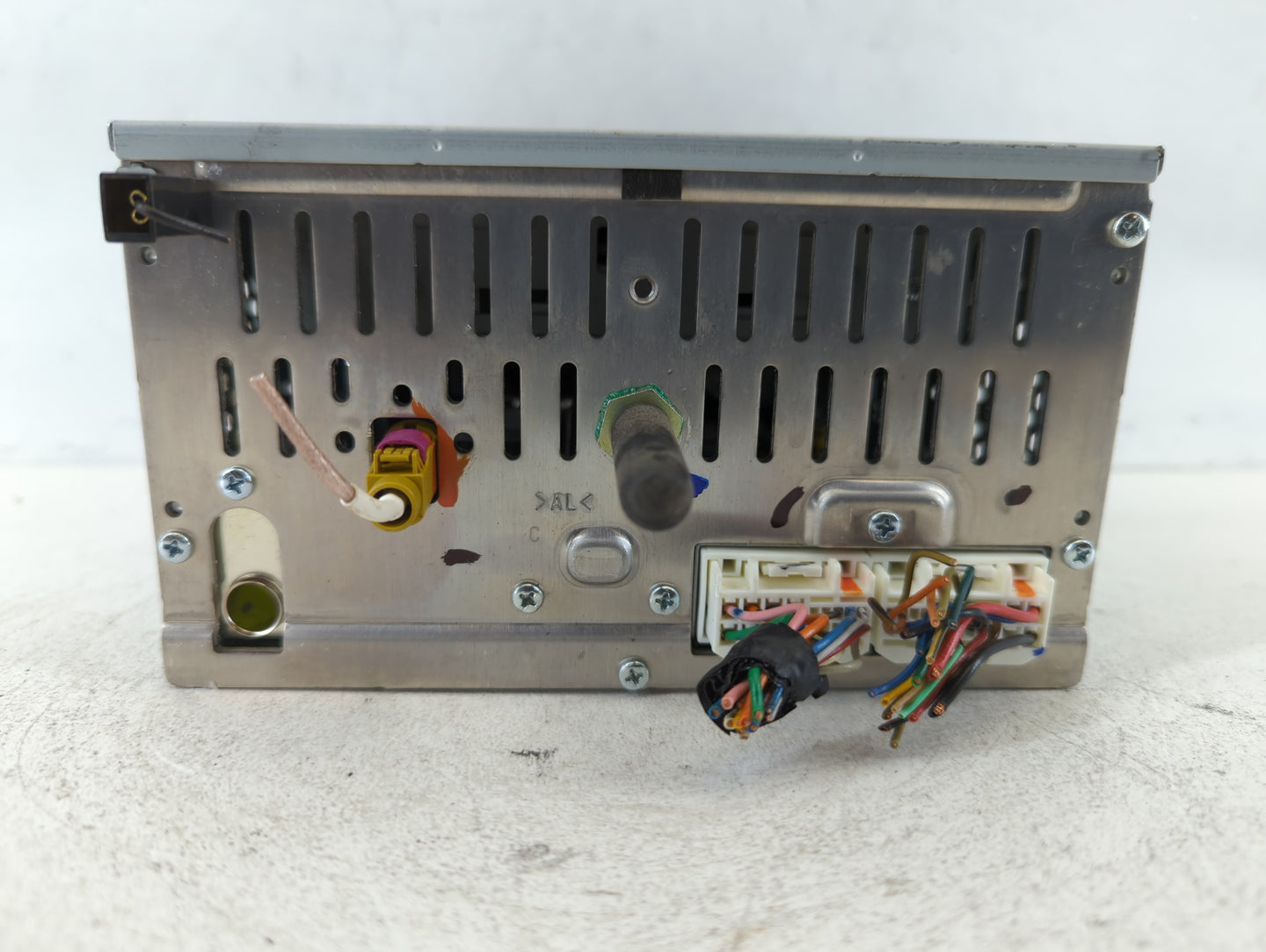 2012-2014 Hyundai Sonata Am Fm Cd Player Radio Receiver - Oemusedautoparts1.com