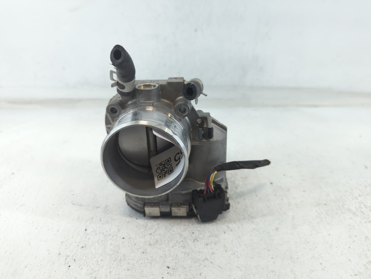 2011-2014 Hyundai Sonata Throttle Body P/N:35100-2G700 Fits Fits 2011 2012 2013 2014 2015 2016 OEM Used Auto Parts - Oemused