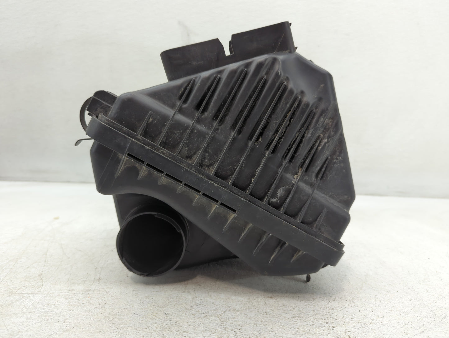 2011-2014 Hyundai Sonata Air Cleaner Intake-duct Hose Tube - Oemusedautoparts1.com