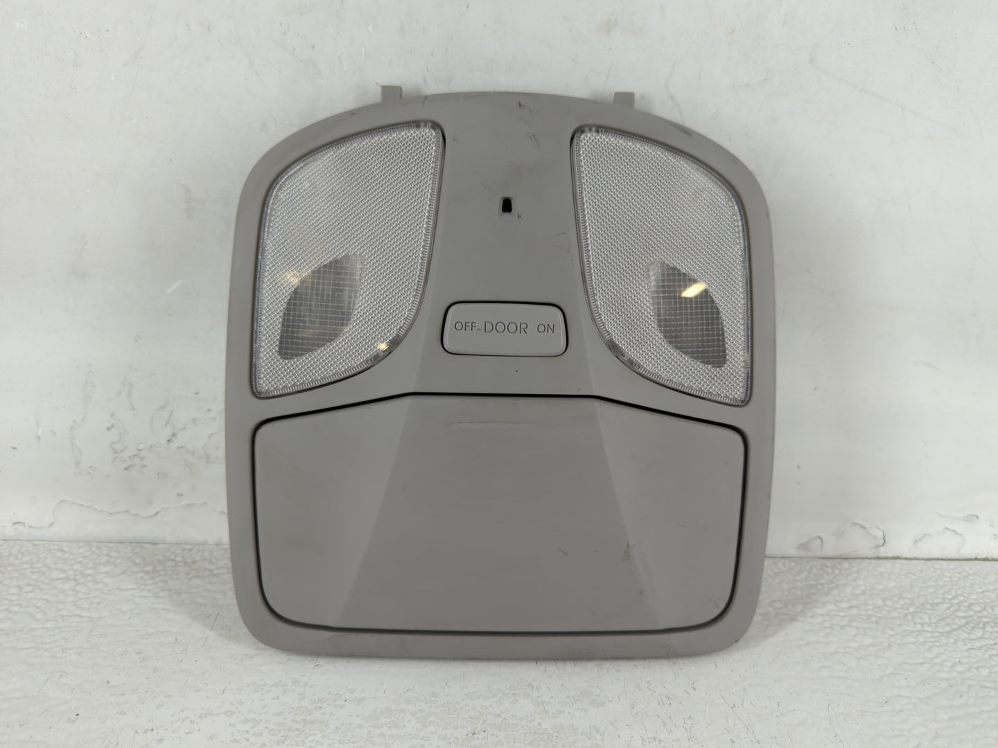 2011-2015 Hyundai Sonata Overhead Roof Console 681990 - Oemusedautoparts1.com