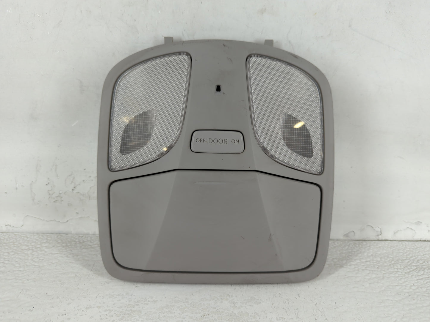 2011-2015 Hyundai Sonata Overhead Roof Console 681990 - Oemusedautoparts1.com