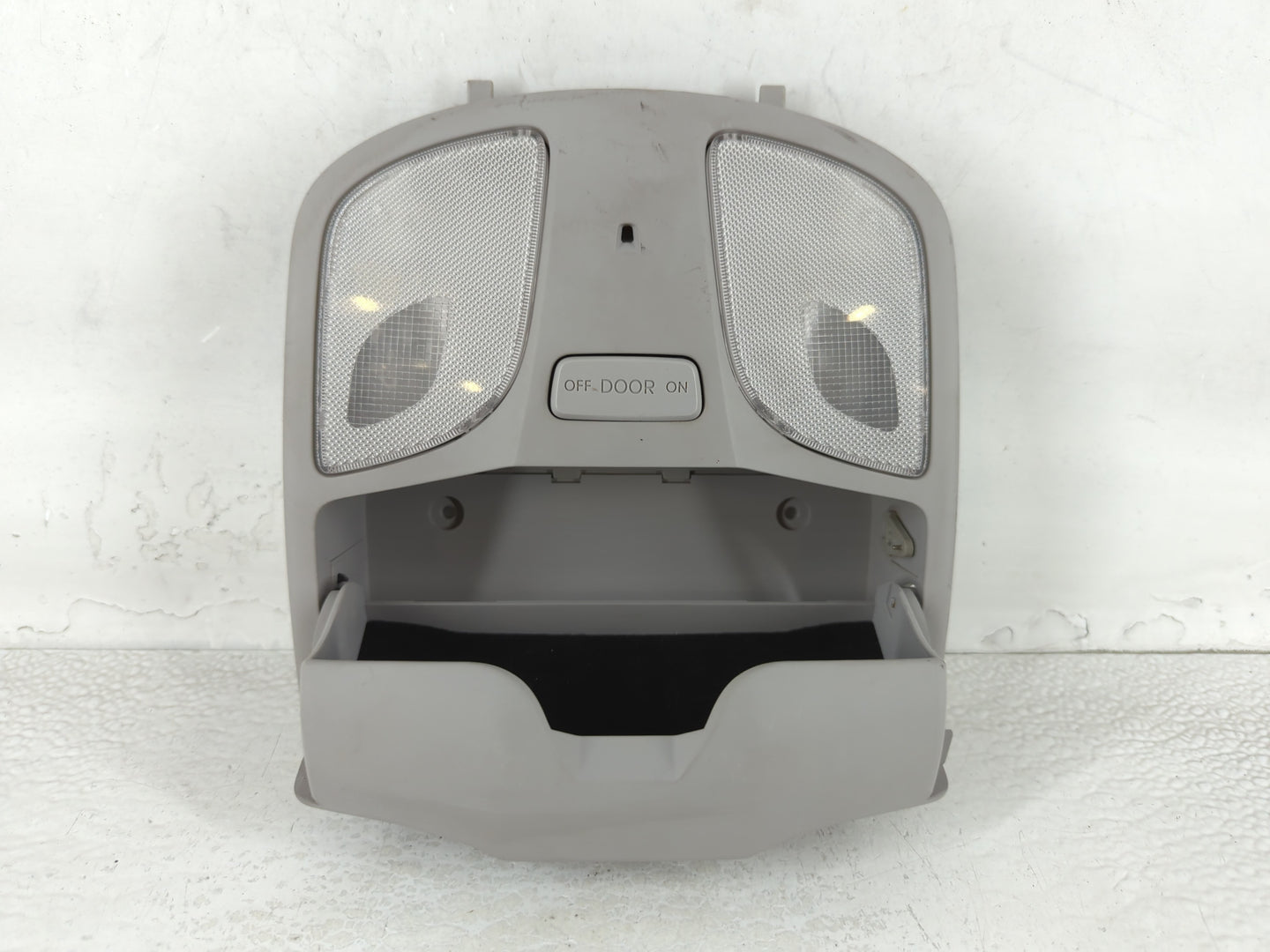 2011-2015 Hyundai Sonata Overhead Roof Console 681990 - Oemusedautoparts1.com