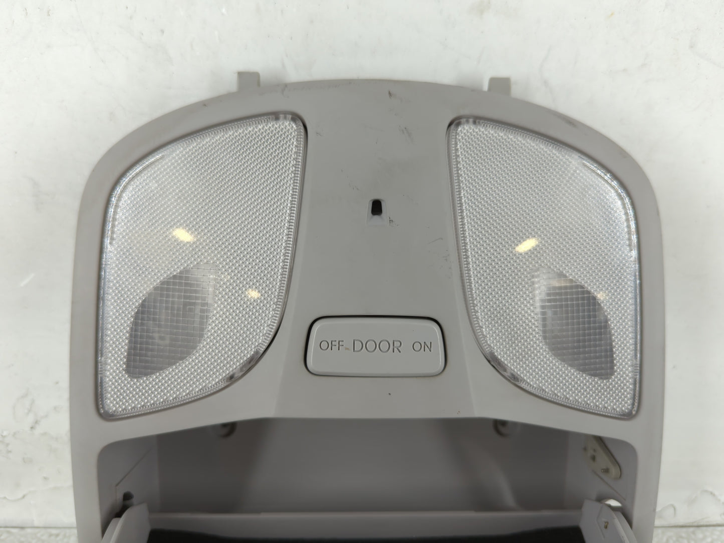 2011-2015 Hyundai Sonata Overhead Roof Console 681990 - Oemusedautoparts1.com