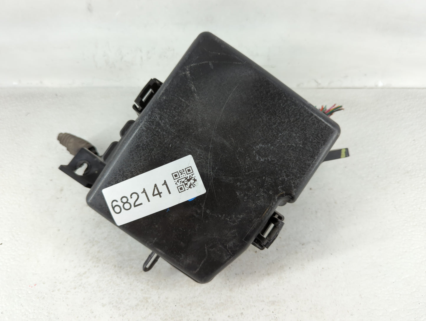 2011-2014 Hyundai Sonata Fusebox Fuse Box Panel Relay Module P/N:91950-3S711 Fits Fits 2011 2012 2013 2014 OEM Used Auto Par