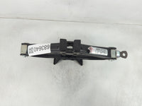 2013 Hyundai Sonata Spare Scissor Car Jack 683640 - Oemusedautoparts1.com