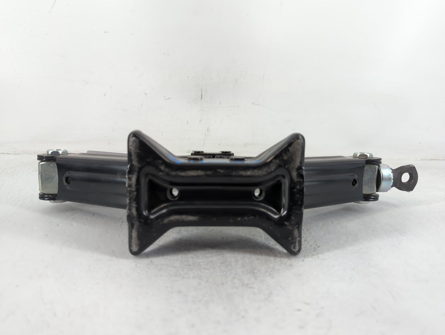 2013 Hyundai Sonata Spare Scissor Car Jack 683640 - Oemusedautoparts1.com