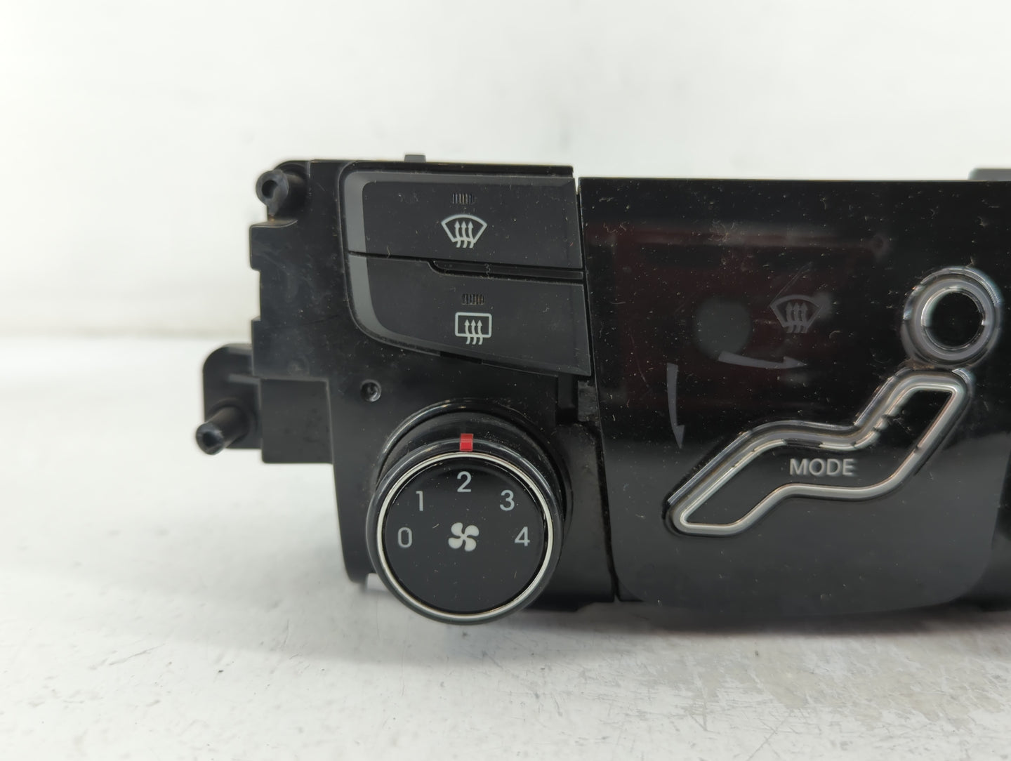 2011-2013 Hyundai Sonata Climate Control Module Temperature AC/Heater Replacement P/N:97250-3QXXX 97250-3SXXX Fits OEM Used 