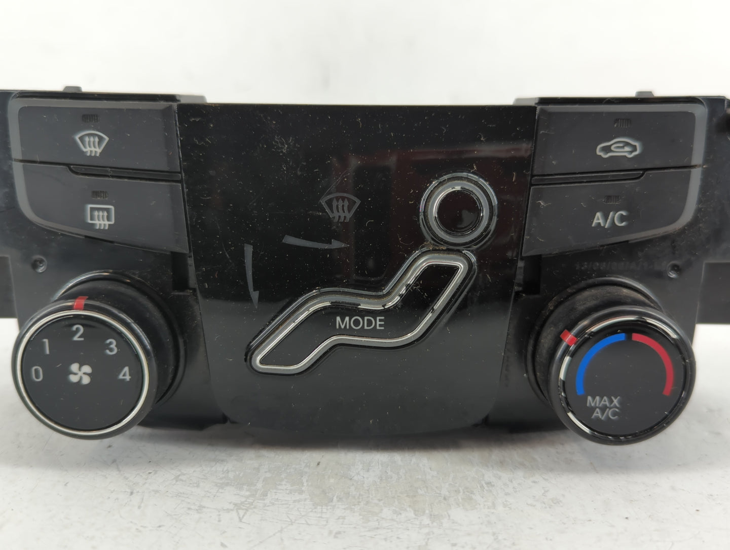 2011-2013 Hyundai Sonata Climate Control Module Temperature AC/Heater Replacement P/N:97250-3QXXX 97250-3SXXX Fits OEM Used 