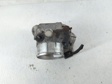 2011-2014 Hyundai Sonata Throttle Body P/N:35100-2G700 Fits Fits 2011 2012 2013 2014 2015 2016 OEM Used Auto Parts