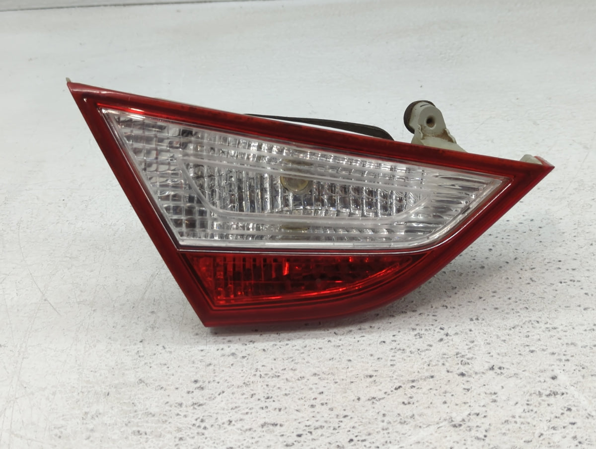2011-2014 Hyundai Sonata Driver Left Side Deck Lid Mounted Tail Light 711930 - Oemusedautoparts1.com