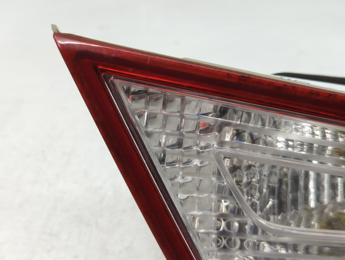 2011-2014 Hyundai Sonata Driver Left Side Deck Lid Mounted Tail Light 711930 - Oemusedautoparts1.com