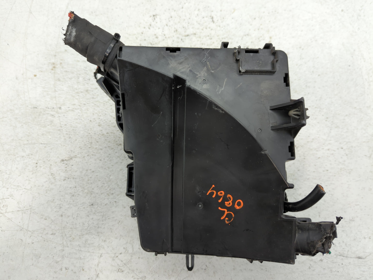 2011-2014 Hyundai Sonata Fusebox Fuse Box Panel Relay Module P/N:VS912003Q095YB Fits Fits 2011 2012 2013 2014 OEM Used Auto 
