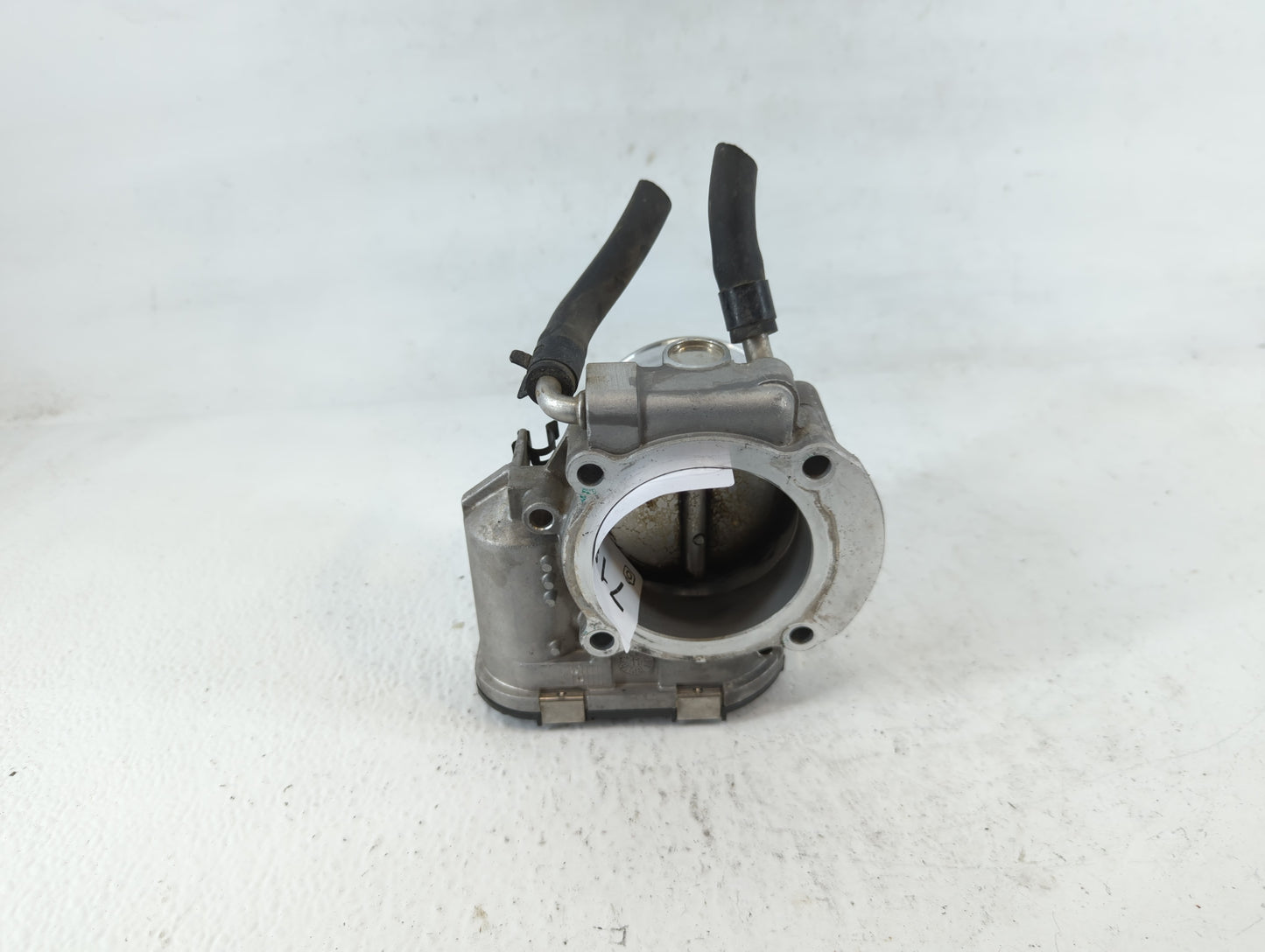 2011-2014 Hyundai Sonata Throttle Body P/N:35100-2G700 Fits Fits 2011 2012 2013 2014 2015 2016 OEM Used Auto Parts - Oemused