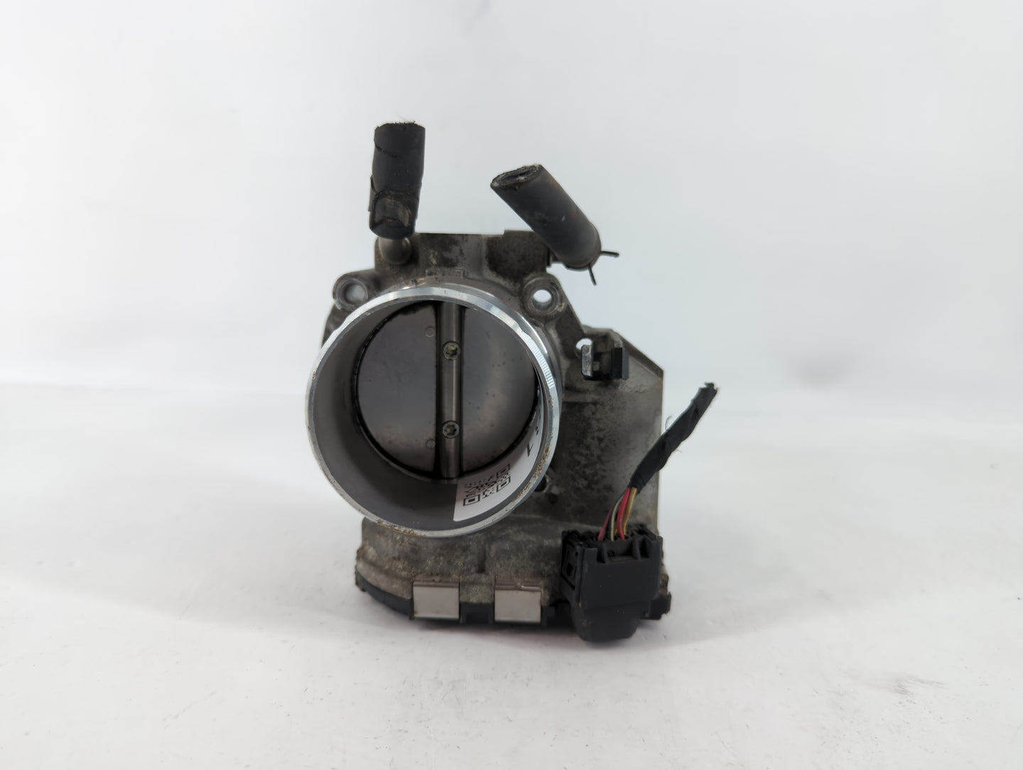 2011-2014 Hyundai Sonata Throttle Body P/N:35100-2G700 Fits Fits 2011 2012 2013 2014 2015 2016 OEM Used Auto Parts - Oemused