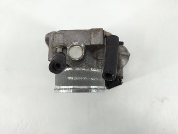 2011-2014 Hyundai Sonata Throttle Body P/N:35100-2G700 Fits Fits 2011 2012 2013 2014 2015 2016 OEM Used Auto Parts